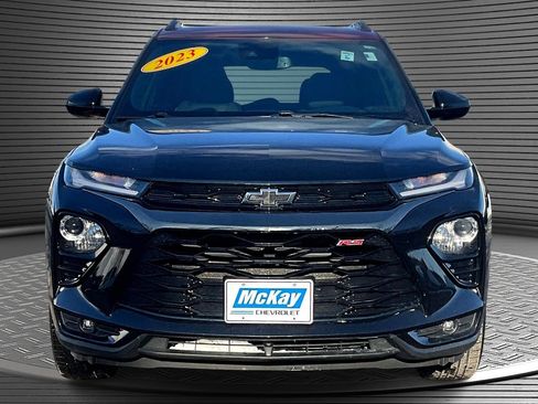 Used 2023 Chevrolet TrailBlazer RS w/ Sun and Liftgate Package image 2