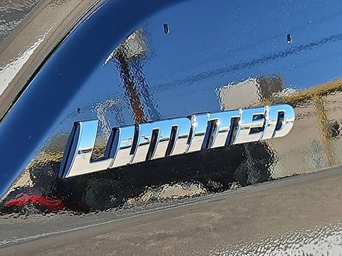 New 2026 Toyota Tacoma Limited image 11