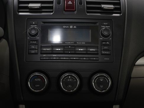 Used 2015 Subaru Forester 2.5i Limited image 19