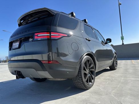 Used 2017 Land Rover Discovery HSE Luxury image 9