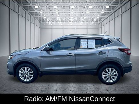 Certified 2022 Nissan Rogue Sport SV w/ Technology Package FWD image 4