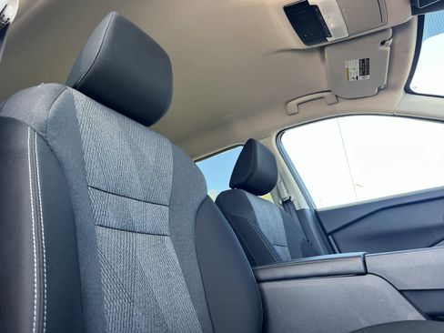 Used 2026 Nissan Rogue SV image 17