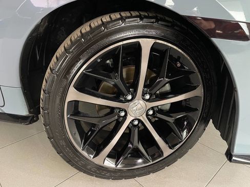 Used 2020 Honda Civic Sport image 9