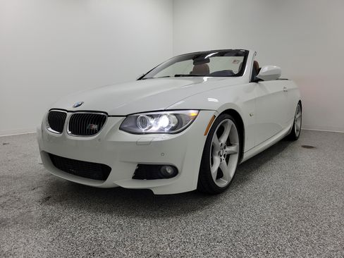 Used 2013 BMW 335i Convertible RWD image 5
