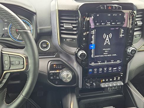 Used 2020 RAM 1500 Limited image 15