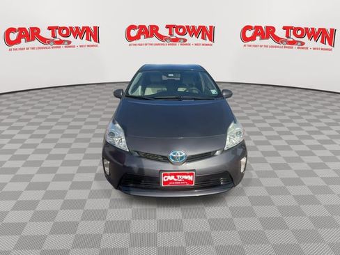 Used 2015 Toyota Prius Three image 3