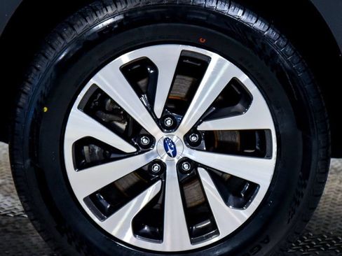 Used 2025 Subaru Outback Premium AWD/4WD image 22