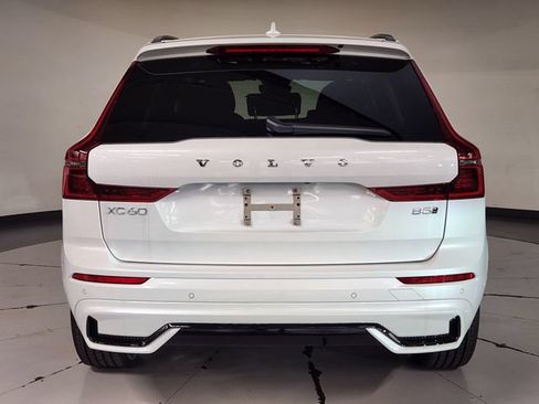 New 2026 Volvo XC60 B5 Plus w/ Climate Package AWD/4WD image 10