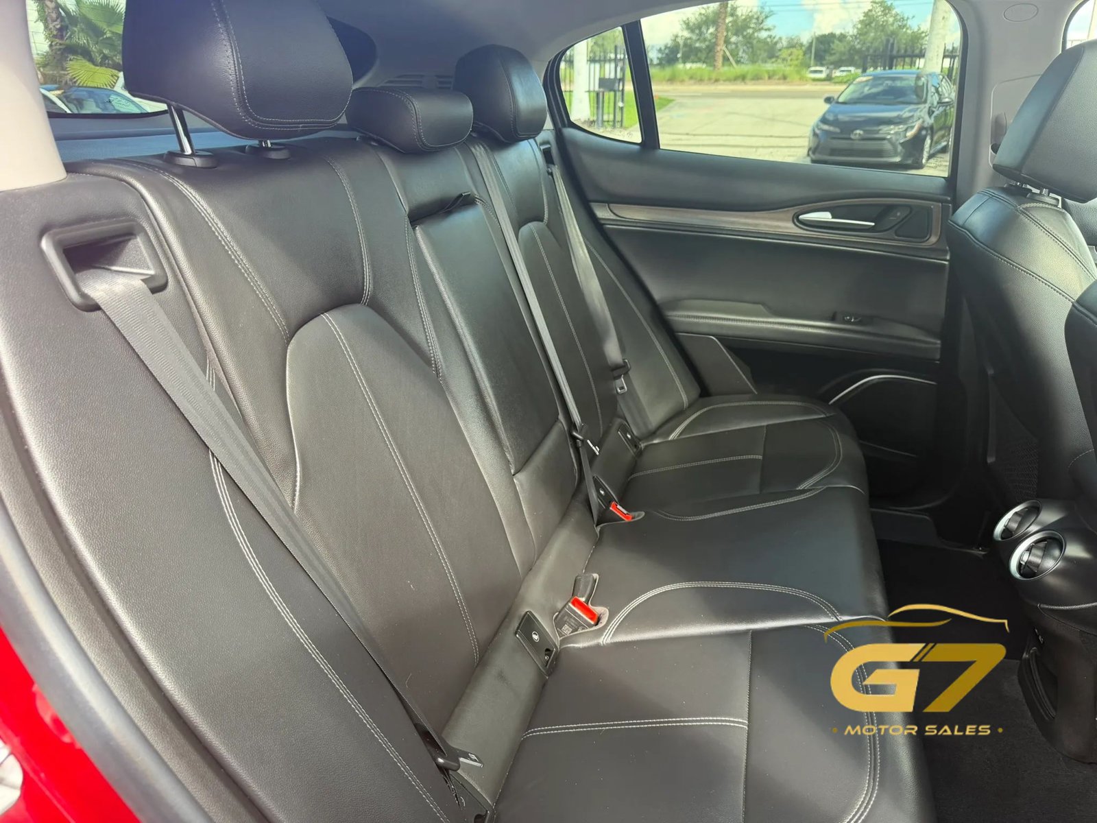 Used 2018 Alfa Romeo Stelvio Ti AWD/4WD image 17