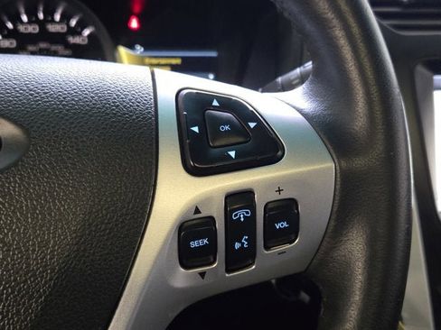 Used 2014 Ford Explorer XLT w/ Equipment Group 202A image 28