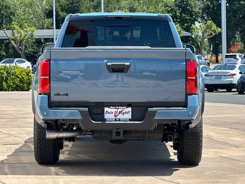 New 2026 Toyota Tacoma TRD Off-Road AWD/4WD image 5