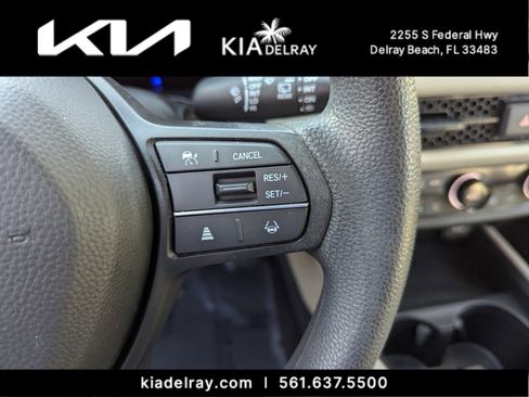 Used 2023 Honda HR-V LX image 20