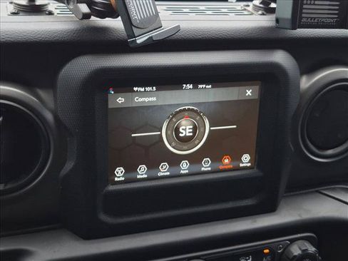 Used 2022 Jeep Wrangler Unlimited Sport AWD/4WD image 14