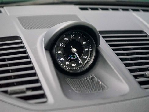 Used 2023 Porsche 911 Carrera T image 28