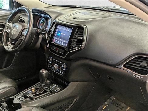 Used 2020 Jeep Cherokee Limited AWD/4WD image 24