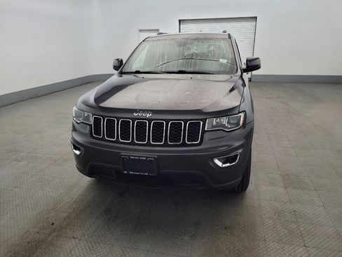 Used 2019 Jeep Grand Cherokee Laredo AWD/4WD image 15