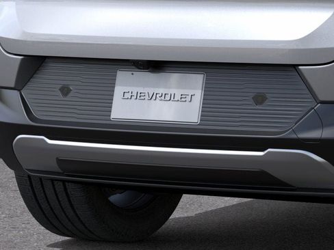 New 2026 Chevrolet Equinox EV LT image 14