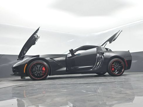 Used 2016 Chevrolet Corvette Stingray Coupe w/ 3LT Preferred Equipment Group RWD image 68