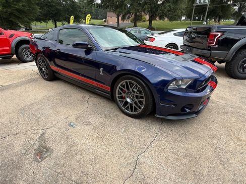 Used 2011 Ford Mustang Shelby GT500 w/ SVT Performance Pkg RWD image 7