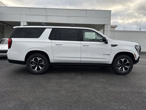 New 2026 GMC Yukon XL AT4 w/ AT4 Premium Plus Package image 2
