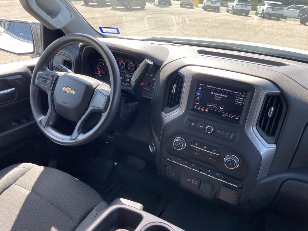 Used 2022 Chevrolet Silverado 1500 Custom RWD image 30
