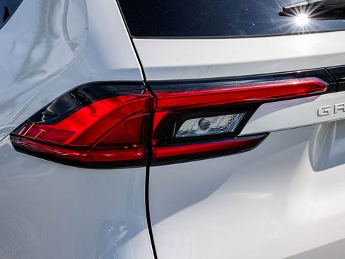 Used 2024 Toyota Grand Highlander XLE image 8