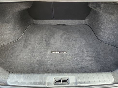 Used 2021 Nissan Sentra SV image 34