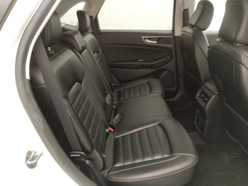 Used 2020 Ford Edge SEL FWD image 19