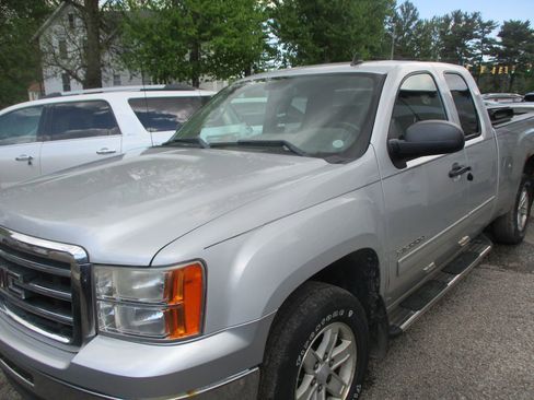 Used 2012 GMC Sierra 1500 SLE w/ Power Tech Package RWD image 1