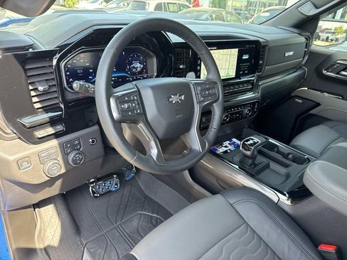 Used 2025 Chevrolet Silverado 1500 ZR2 w/ Technology Package AWD/4WD image 18