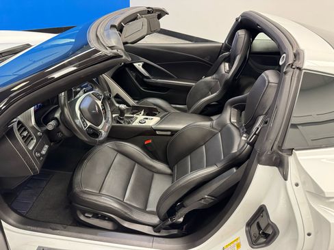 Used 2019 Chevrolet Corvette Z06 image 15