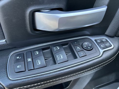 Used 2024 RAM 2500 Big Horn image 10