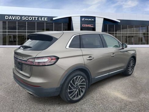 Used 2019 Lincoln Nautilus Reserve FWD image 4
