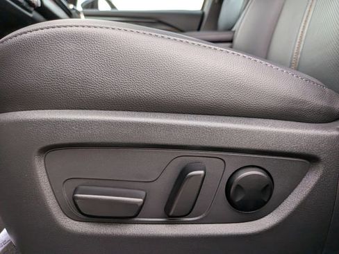 Certified 2025 MAZDA CX-50 2.5 Turbo w/ Weather Package image 14