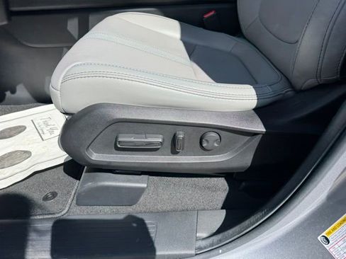 Certified 2025 Honda Pilot EX-L image 27