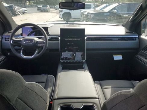 New 2026 GMC Sierra EV Elevation image 13