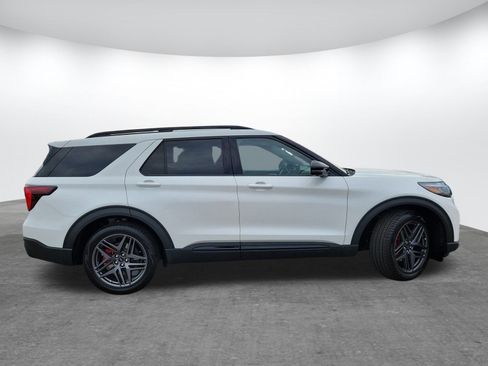 New 2025 Ford Explorer ST w/ Sun And Sound Package image 4