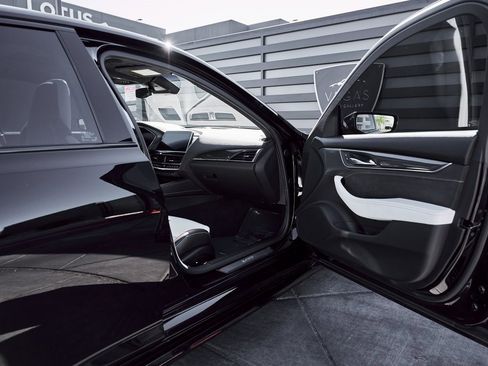 Used 2023 Cadillac CT5 V Blackwing w/ Driver Assist Package image 21