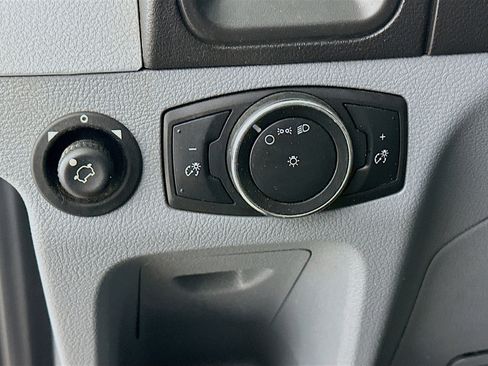Used 2016 Ford Transit 150 130 Medium Roof image 17