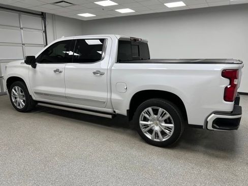 Used 2023 Chevrolet Silverado 1500 High Country w/ High Country Premium Package image 6
