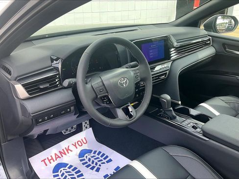 New 2026 Toyota Camry SE FWD image 7