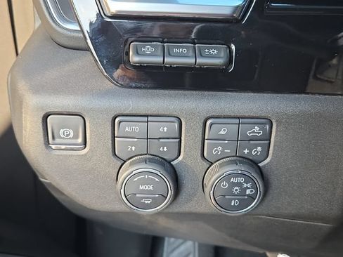 Used 2025 Chevrolet Silverado 2500 LTZ w/ LTZ Plus Package AWD/4WD image 16