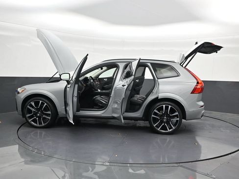 Used 2024 Volvo XC60 B5 Ultimate AWD/4WD image 36
