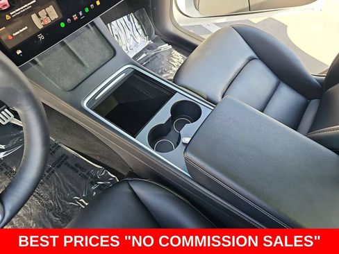 Used 2022 Tesla Model Y Performance AWD/4WD image 25