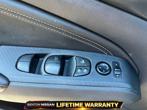 Used 2020 Nissan Altima 2.5 S FWD image 12