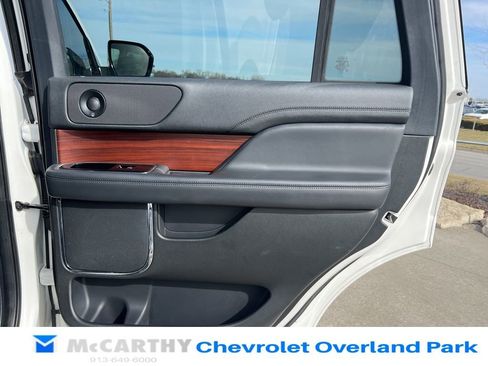 Used 2023 Lincoln Navigator Reserve AWD/4WD image 36