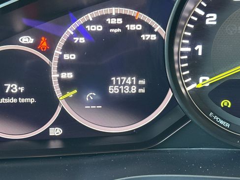 Certified 2022 Porsche Cayenne Coupe AWD/4WD image 26