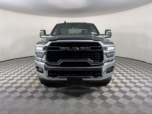 Certified 2025 RAM 2500 Big Horn AWD/4WD image 5