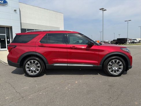 New 2026 Ford Explorer Platinum image 2