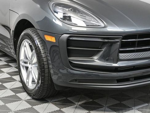 Certified 2026 Porsche Macan image 33